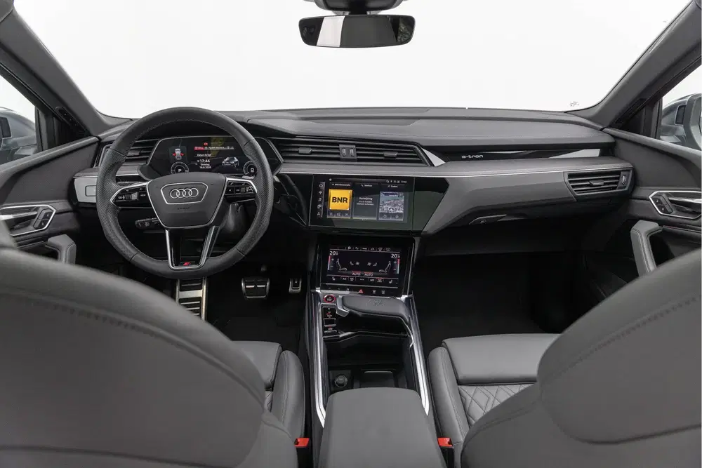 Audi Q8 SQ8 503pk Quattro 115 kWh Pano S-st uit 2024, foto 5