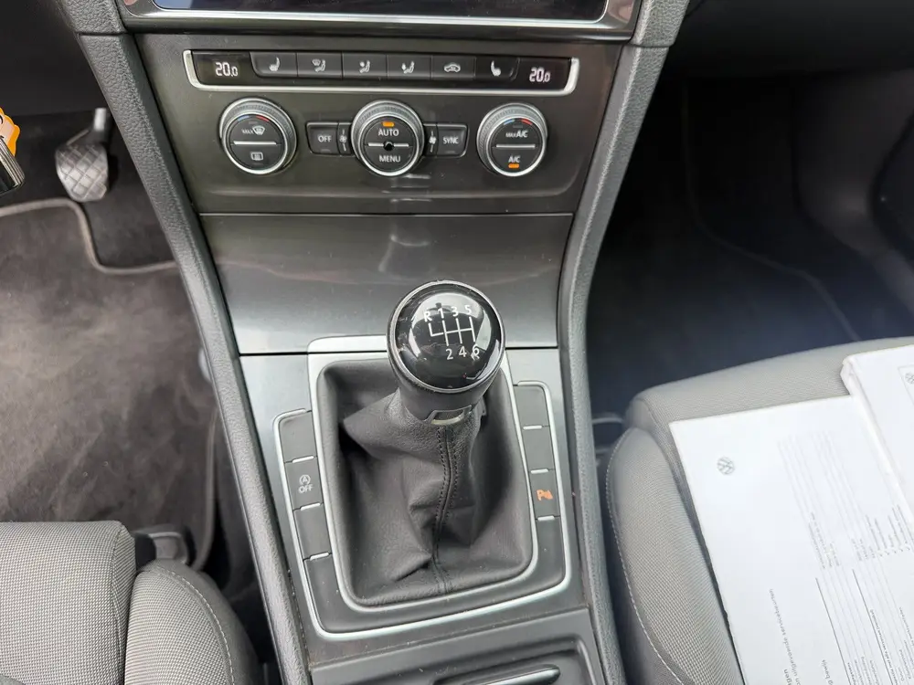 Volkswagen Golf Variant 1.0 TSI Comfortline Business Carplay uit 2019, foto 12