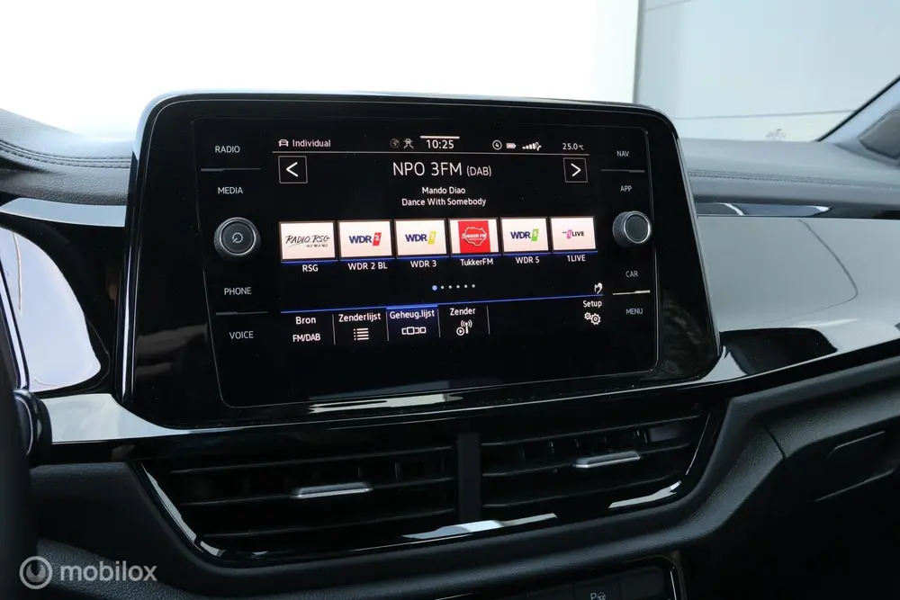 Volkswagen T-Roc 1.5 TSI DSG I R-Line | Black Style | CarPla uit 2024, foto 14