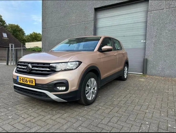 Volkswagen T-Cross 1.0 TSI 95pk 2020 uit 2020, foto 2