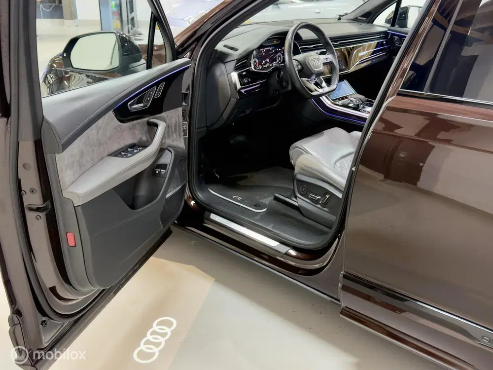 Audi Q7 60 TFSI e Quattro Competition S-Line uit 2020, foto 7