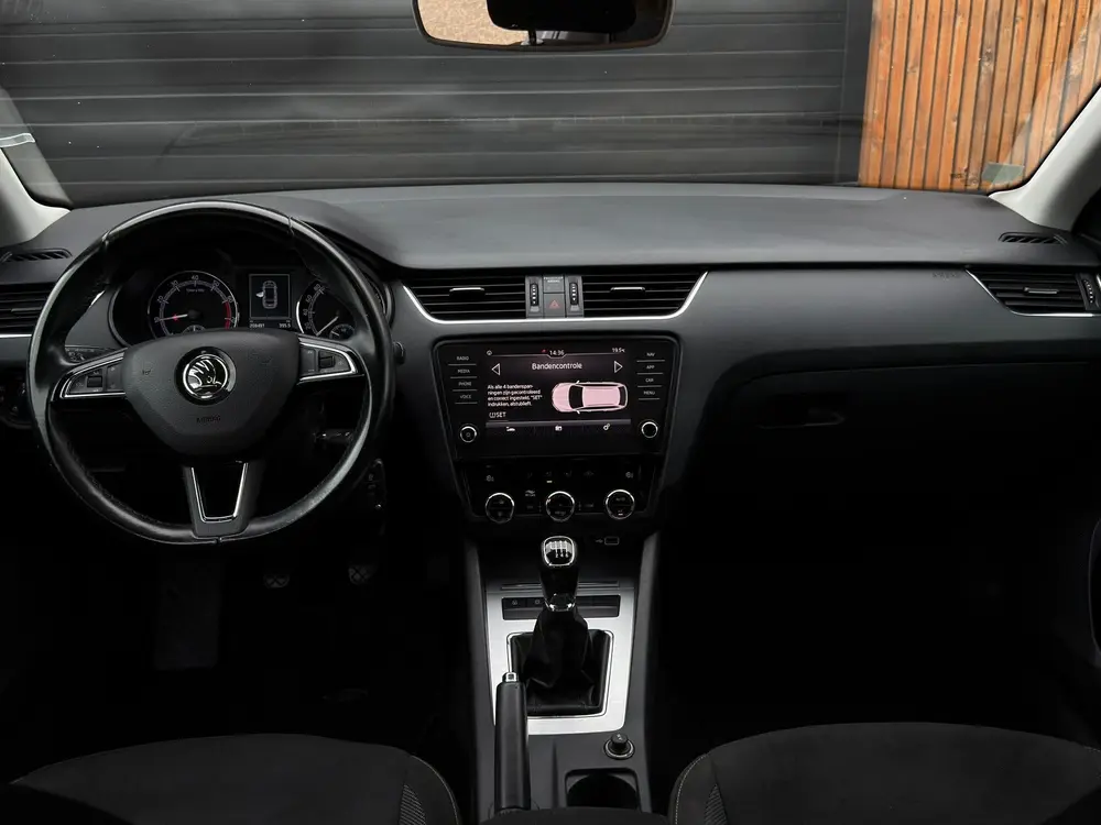 Skoda Octavia 1.0 TSI Greentech Ambition Business Crui uit 2019, foto 11