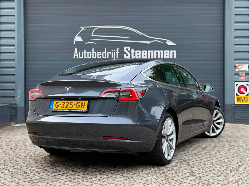 Tesla Model 3 Standard RWD Plus 60 kWh | 19" LM | SOH 84% | uit 2019, foto 2