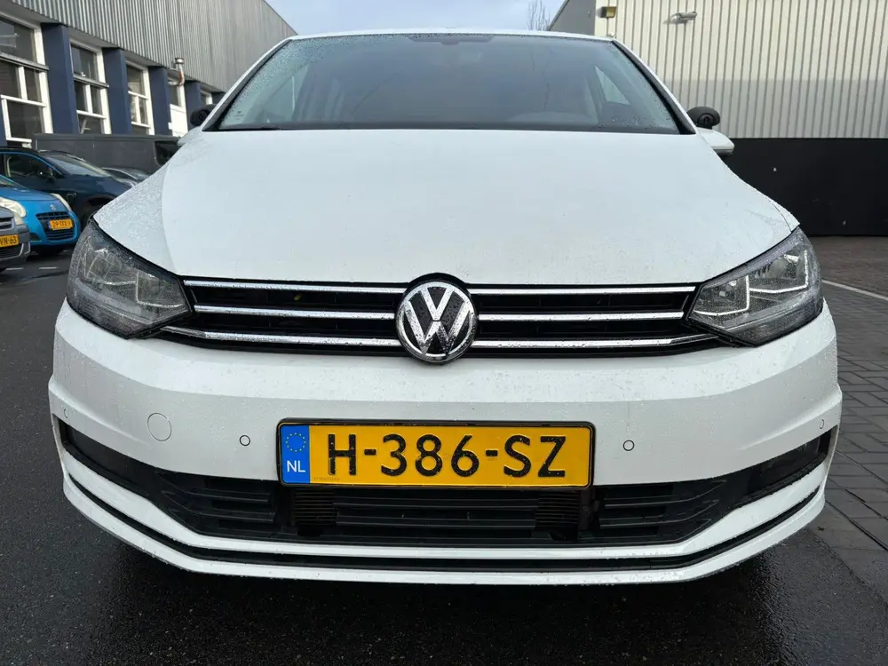 Volkswagen Touran 2.0 TDI AUTOMAAT / 180 DKM / HONDENWAGEN ! uit 2020, foto 4