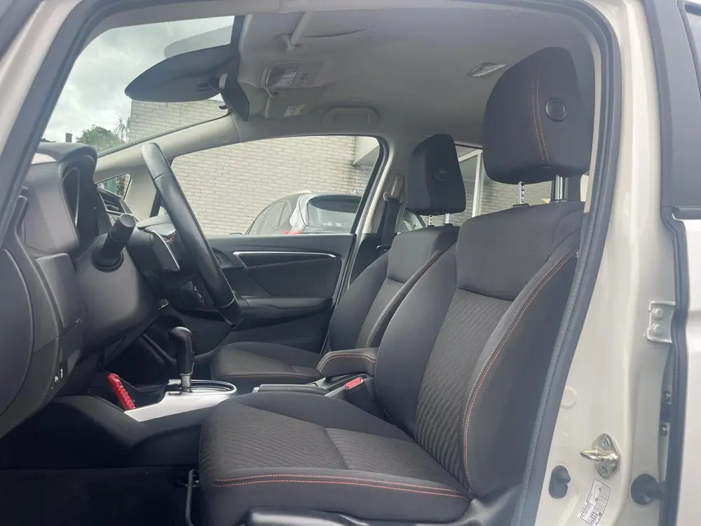 Honda Jazz 1.5 i-VTEC Dynamic 131PK TREKHAAK+1E EIG.+LED+PDC uit 2019, foto 6