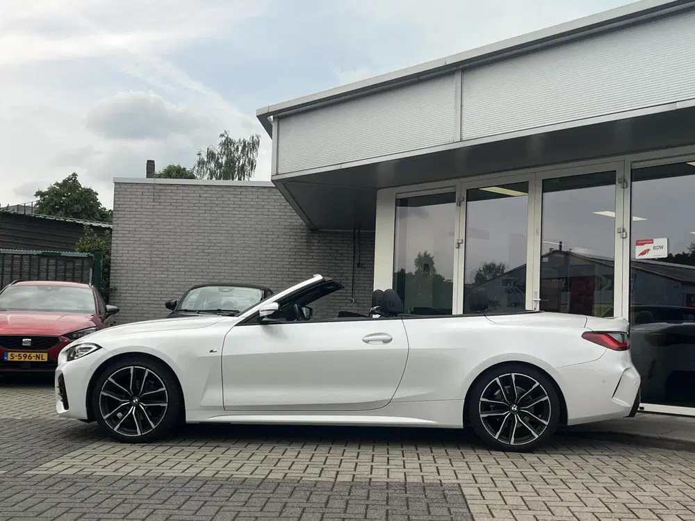 BMW 4-serie 420i M-SPORT 19INCH+CARPLAY+CAMERA+SFEER uit 2022, foto 4