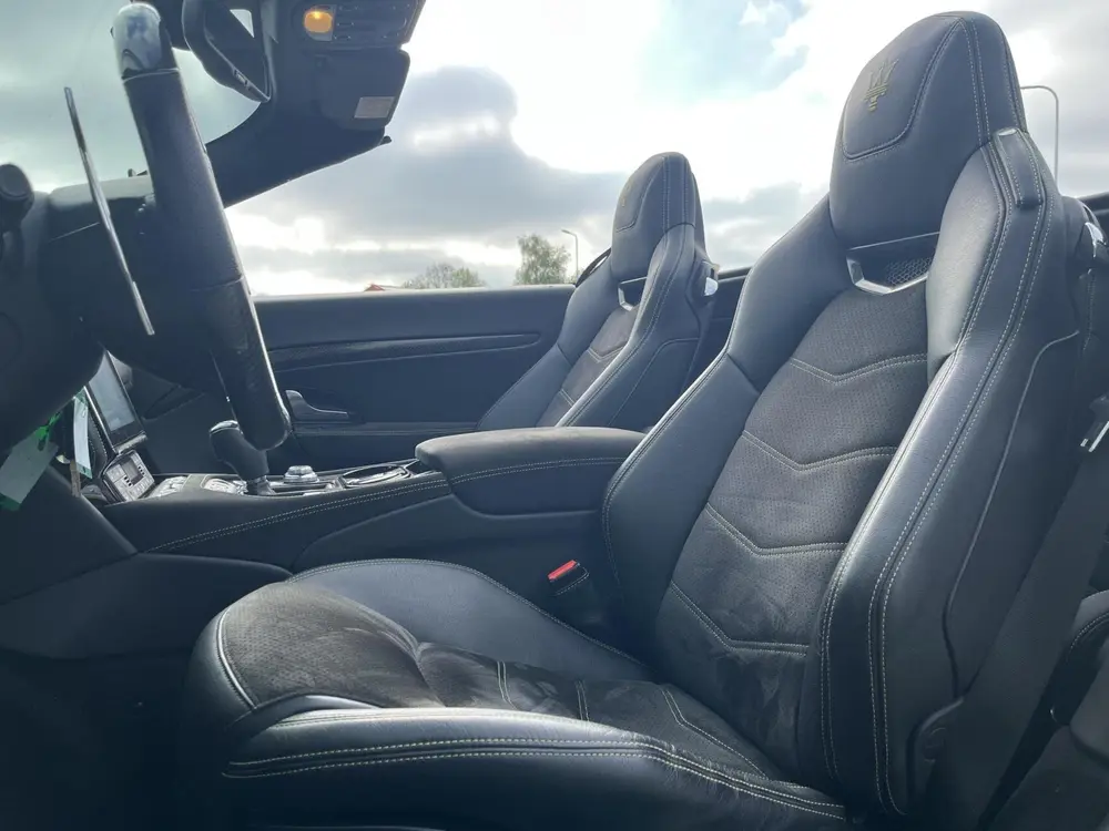 Maserati GranCabrio 4.7 Sport 460PK UNIEK! LAGE KM STAND uit 2019, foto 6