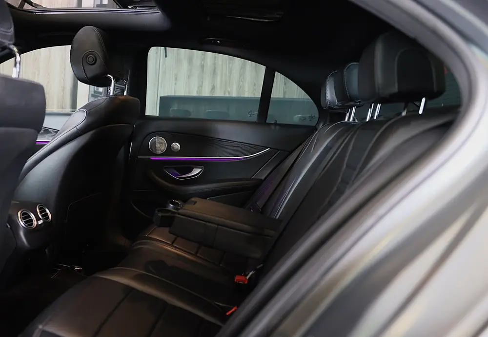 Mercedes-Benz E-Klasse 200 AMG Line / Aut / Leder / Burmeste uit 2020, foto 9