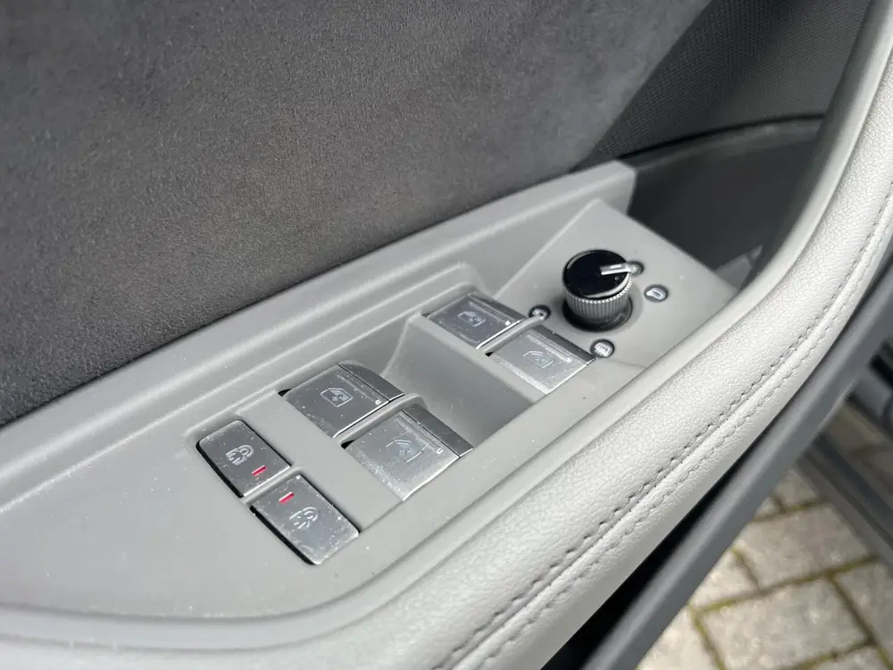 Audi Q8 e-tron 55 QUATTRO S-LINE 115 kWh 408PK ACC+MEMORY uit 2023, foto 7