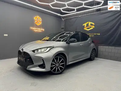 Toyota Yaris 1.5 Hybrid 130 GR Sport PANO-HUD-JBL-CAM-K uit 2025