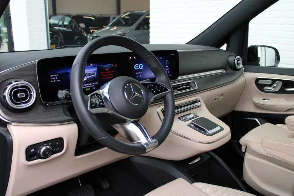 Mercedes-Benz EQV 300 L2 uit 2025, foto 3
