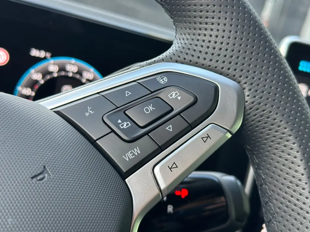 Volkswagen Tiguan 1.5 eHybrid R-Line | Black line | 360 Came uit 2025, foto 16