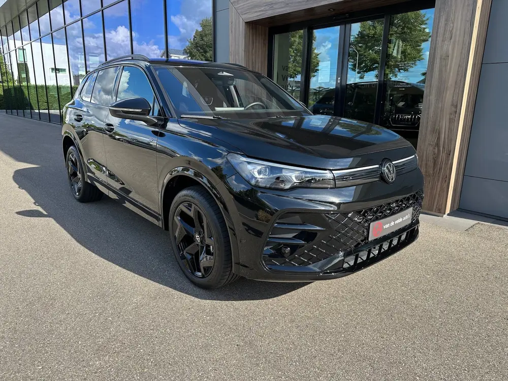 Volkswagen Tiguan 1.5 eHybrid R-Line | Black line | 360 Came uit 2025, foto 3