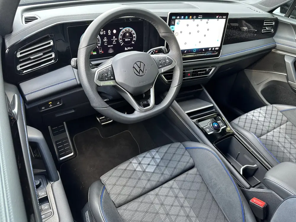 Volkswagen Tiguan 1.5 eHybrid R-Line | Black line | 360 Came uit 2025, foto 8