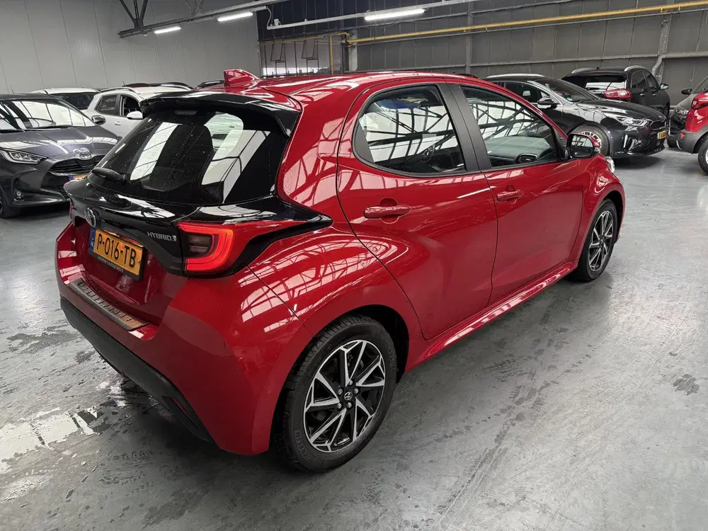 Toyota Yaris 1.5 Hybrid Dynamic 1e eigenaar uit 2022, foto 20