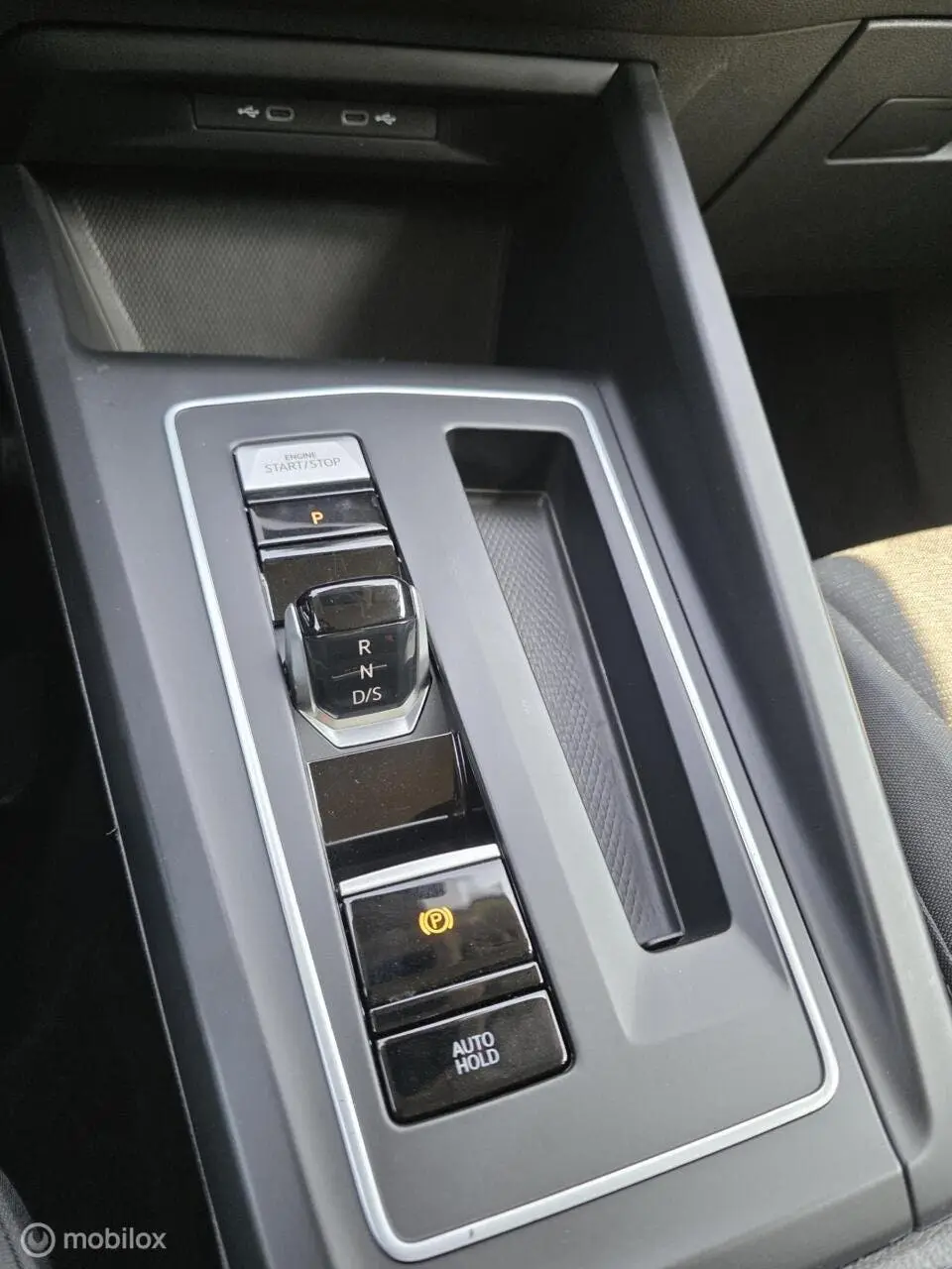 Volkswagen Golf 1.0 eTSI R-Line DSG|Carplay|Android|Clima|AC uit 2023, foto 19
