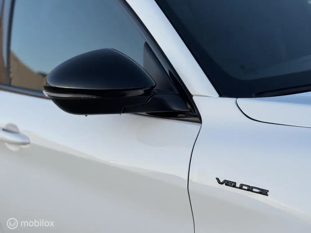 Alfa Romeo Stelvio 2.0 T Q4 AWD Veloce Pano Keyless Acc uit 2022, foto 10