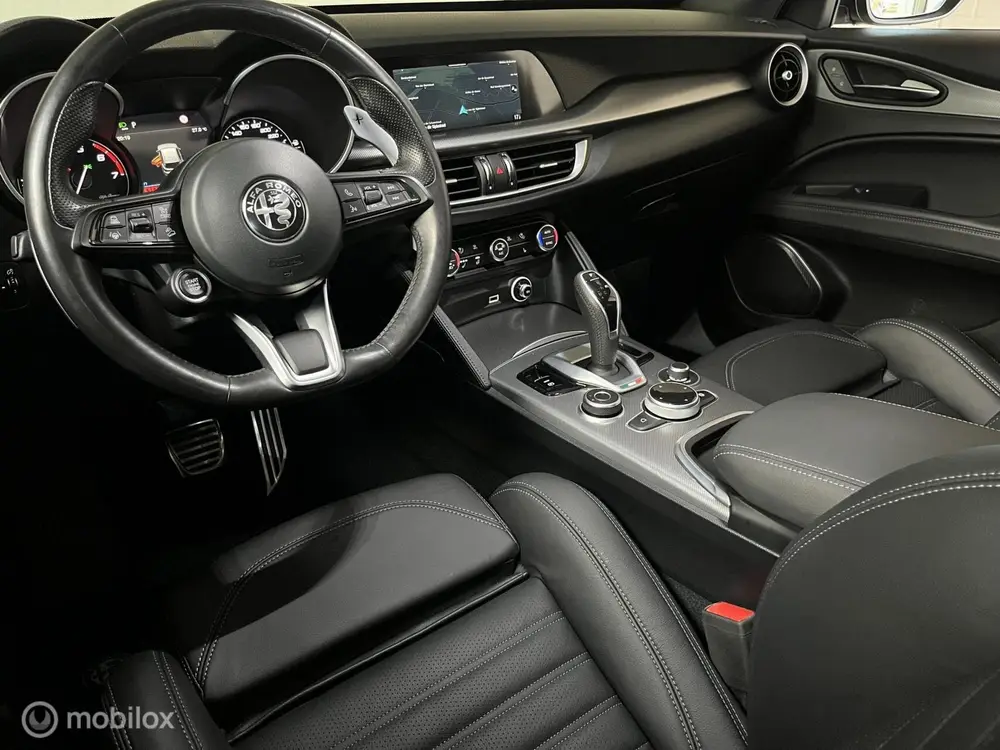 Alfa Romeo Stelvio 2.0 T Q4 AWD Veloce Pano Keyless Acc uit 2022, foto 15