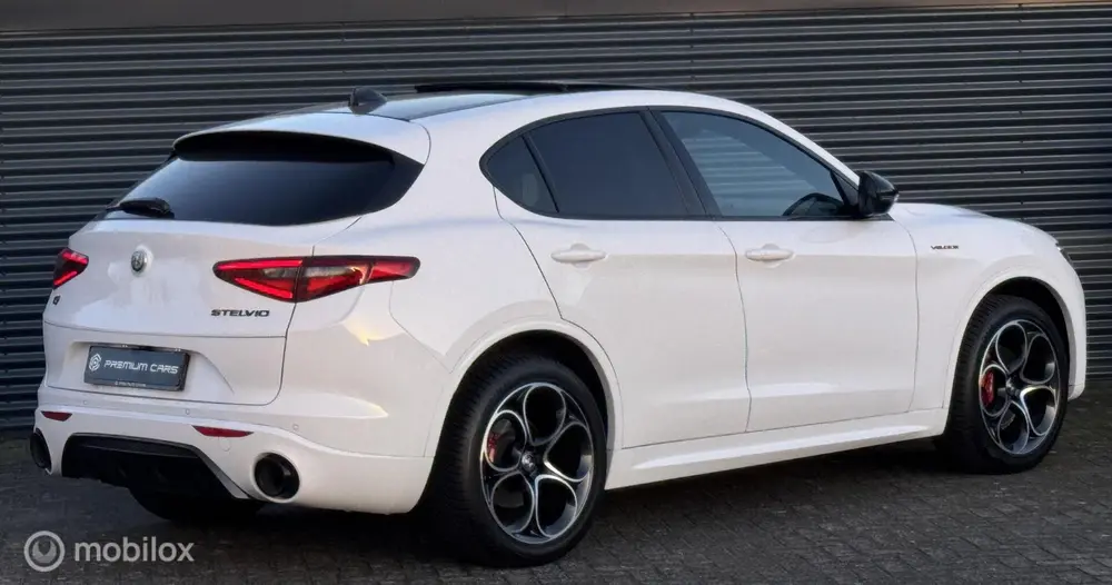 Alfa Romeo Stelvio 2.0 T Q4 AWD Veloce Pano Keyless Acc uit 2022, foto 7