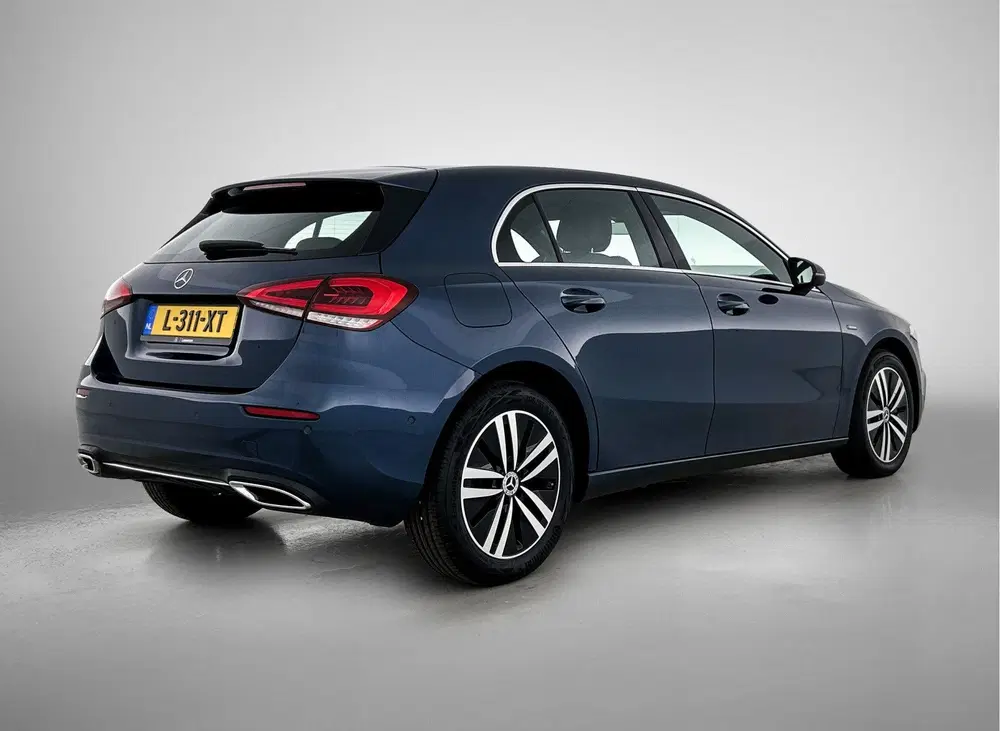 Mercedes-Benz A-Klasse 250 e Business Solution Luxury Limite uit 2021, foto 2