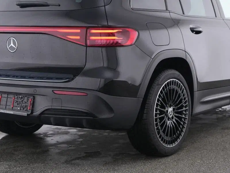 Mercedes-Benz EQB 250+ AMG Line 71 kWh uit 2025, foto 9