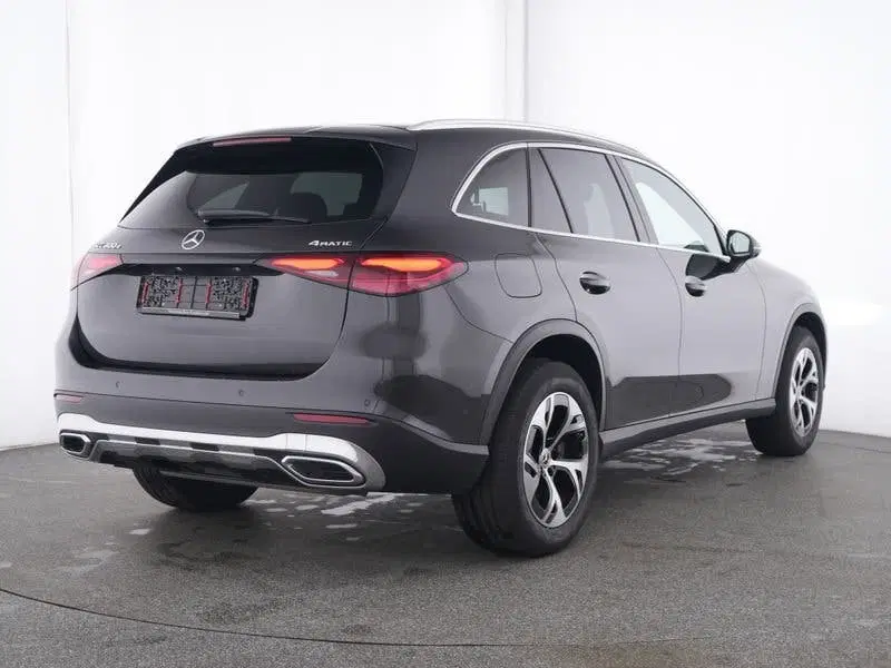 Mercedes-Benz GLC 300 e 4MATIC Plug-In Hybride Trekhaak uit 2025, foto 2