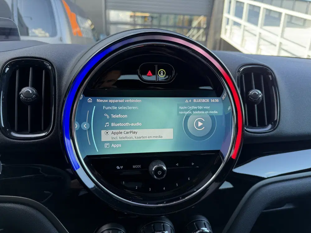 Mini Countryman 2.0 Cooper SE ALL4 Northwood Pano uit 2022, foto 14