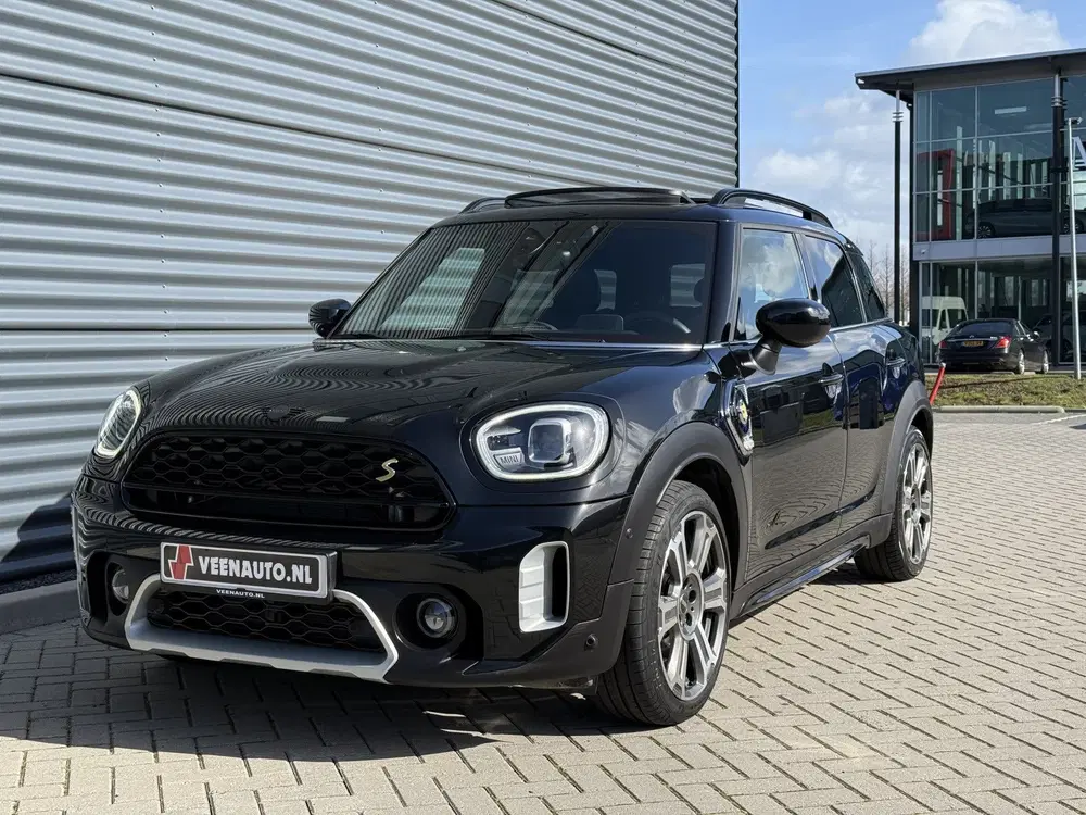 Mini Countryman 2.0 Cooper SE ALL4 Northwood Pano uit 2022, foto 16