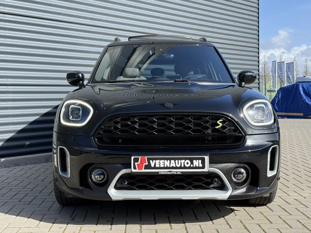 Mini Countryman 2.0 Cooper SE ALL4 Northwood Pano uit 2022, foto 2