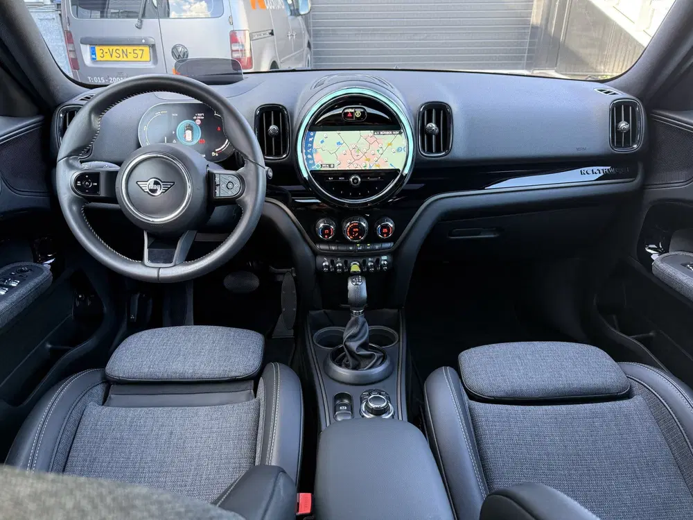 Mini Countryman 2.0 Cooper SE ALL4 Northwood Pano uit 2022, foto 6