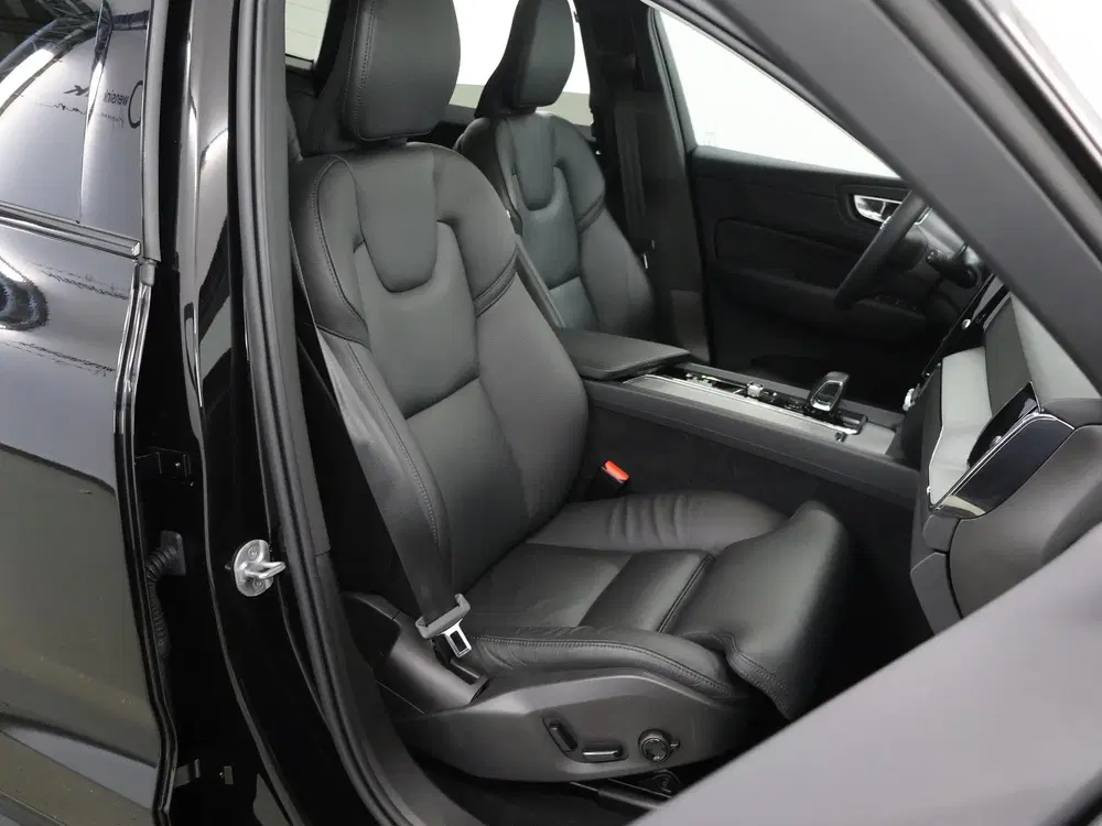 Volvo XC60 2.0 T6 Plug-in hybrid AWD Plus Dark Ele. t uit 2023, foto 11