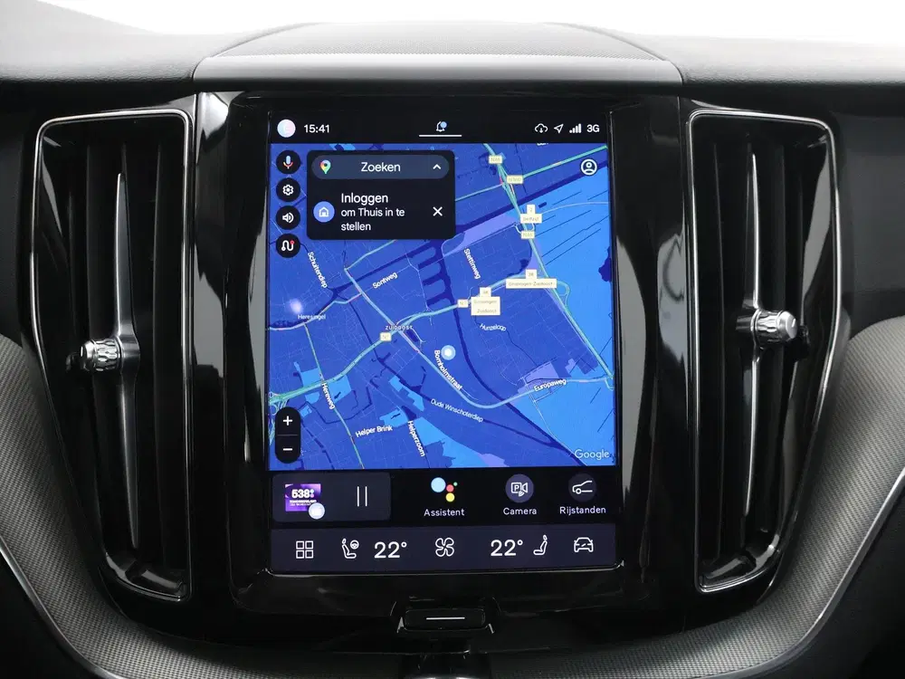 Volvo XC60 2.0 T6 Plug-in hybrid AWD Plus Dark Ele. t uit 2023, foto 15