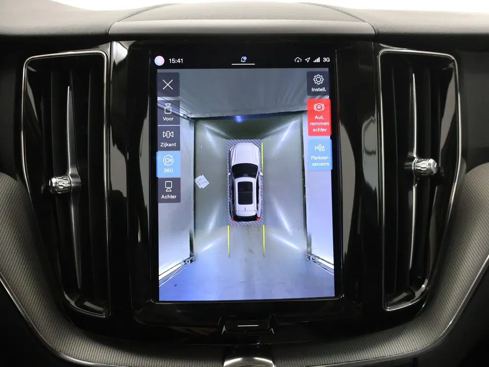 Volvo XC60 2.0 T6 Plug-in hybrid AWD Plus Dark Ele. t uit 2023, foto 16