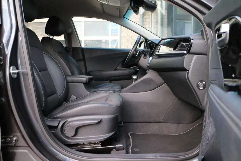 Kia Niro 1.6 GDi Hybrid DynamicPlusLine uit 2021, foto 17
