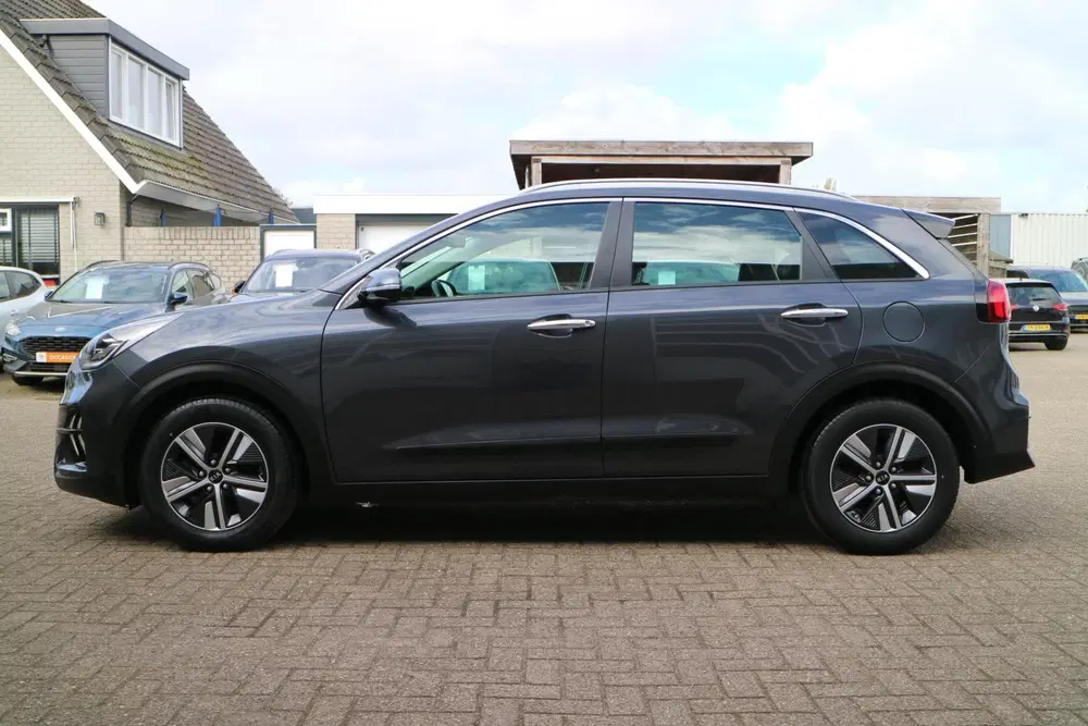 Kia Niro 1.6 GDi Hybrid DynamicPlusLine uit 2021, foto 3