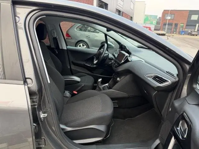 Peugeot 208 1.2 PureTech Signature 6 maanden GARANTIE inbegr uit 2019, foto 14
