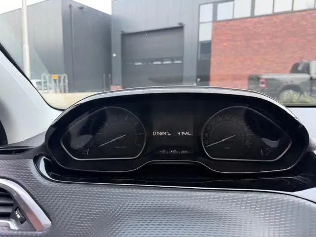 Peugeot 208 1.2 PureTech Signature 6 maanden GARANTIE inbegr uit 2019, foto 19