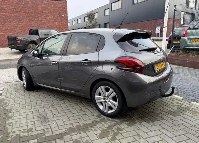 Peugeot 208 1.2 PureTech Signature 6 maanden GARANTIE inbegr uit 2019, foto 4