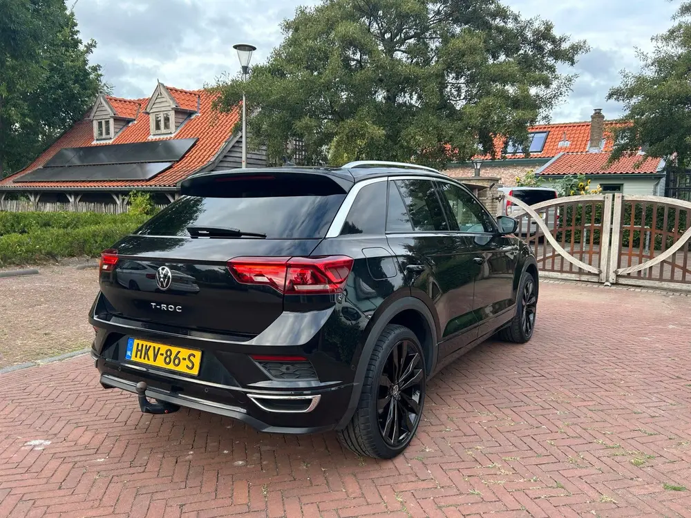 Volkswagen T-Roc 1.5 TSI 150pk 7-DSG 2021 Zwart uit 2021, foto 12