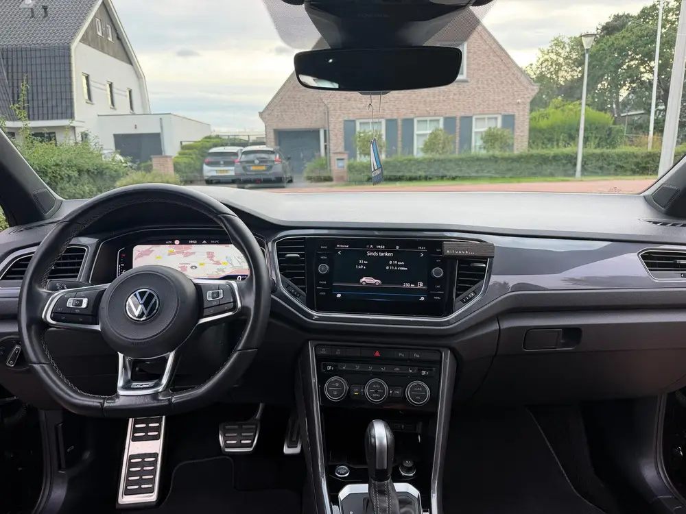 Volkswagen T-Roc 1.5 TSI 150pk 7-DSG 2021 Zwart uit 2021, foto 18