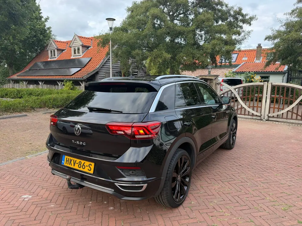Volkswagen T-Roc 1.5 TSI 150pk 7-DSG 2021 Zwart uit 2021, foto 20