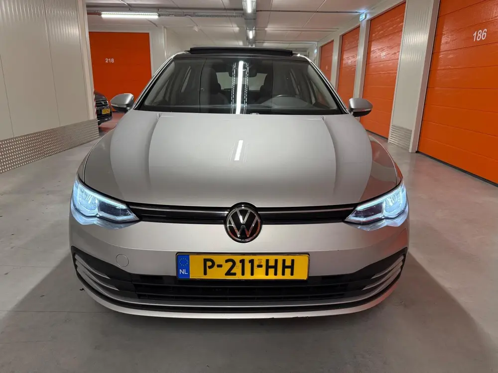 Volkswagen Golf 1.5 TSI Style | PANO | PDC | Sfeerverlichtin uit 2020, foto 2