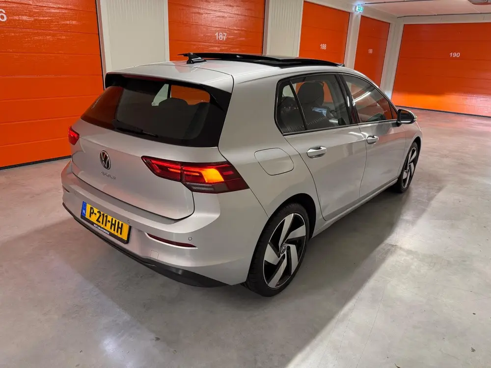 Volkswagen Golf 1.5 TSI Style | PANO | PDC | Sfeerverlichtin uit 2020, foto 5