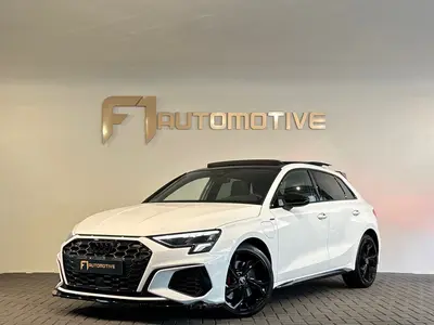 Audi A3 45 TFSI e S Line Competition Pano uit 2021