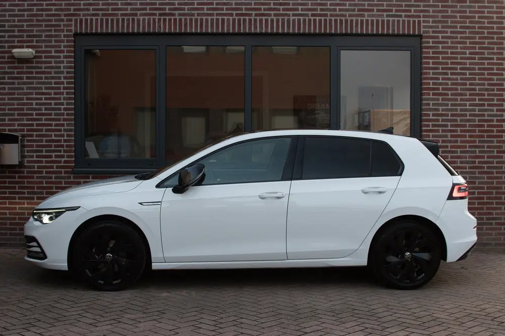 Volkswagen Golf 1.5 eTSI Style *ACC*Memory*Blind spot*Stoelv uit 2020, foto 12