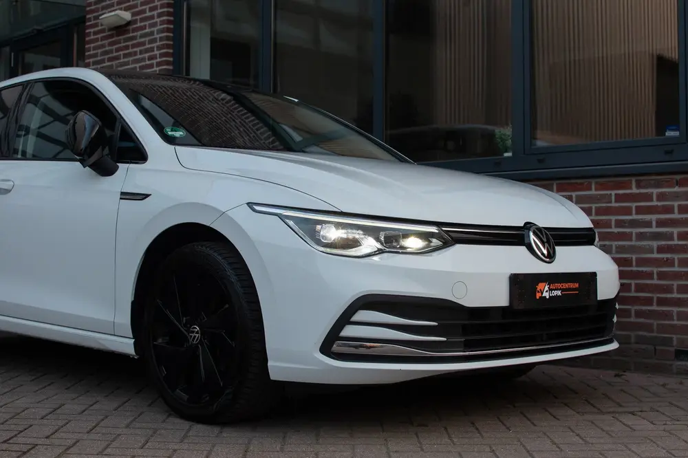 Volkswagen Golf 1.5 eTSI Style *ACC*Memory*Blind spot*Stoelv uit 2020, foto 15