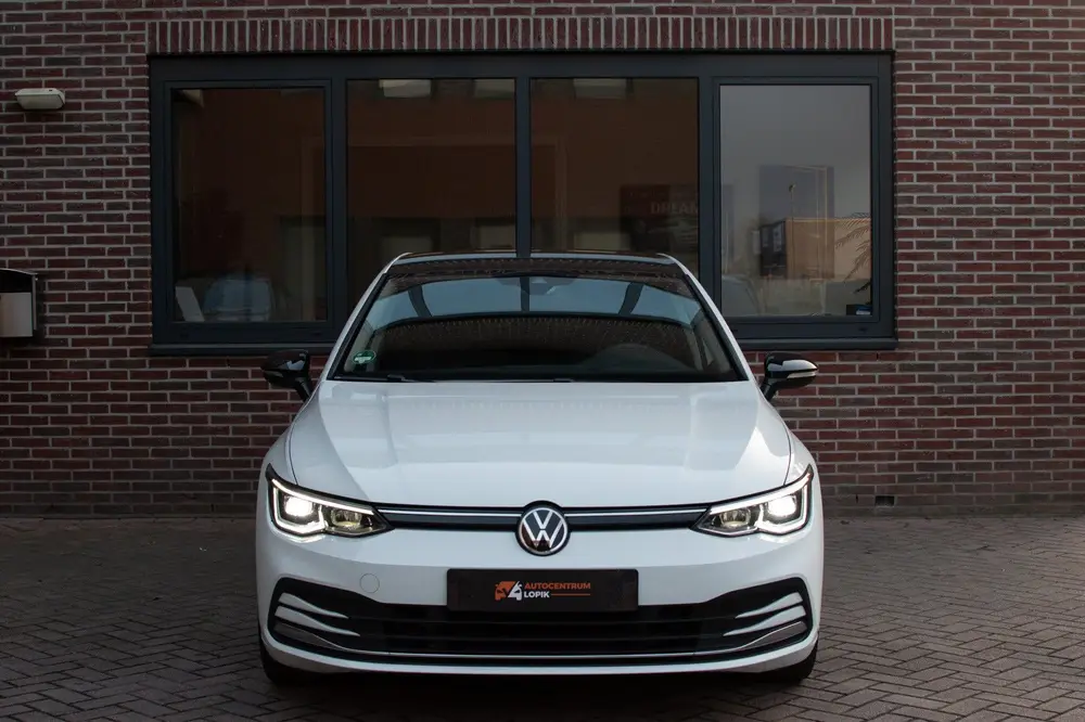 Volkswagen Golf 1.5 eTSI Style *ACC*Memory*Blind spot*Stoelv uit 2020, foto 17
