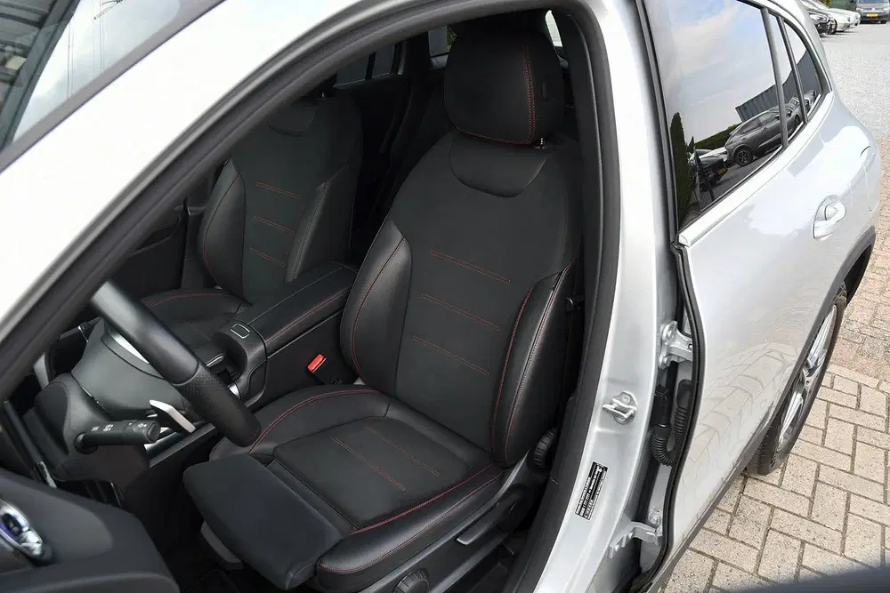 Mercedes-Benz GLA GLA 250e PHEV 218pk AUT uit 2022, foto 8