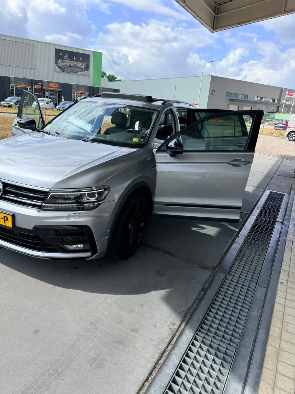 Volkswagen Tiguan Allspace Tiguan 1.5 TSI 150pk 2020 Grijs uit 2020, foto 13