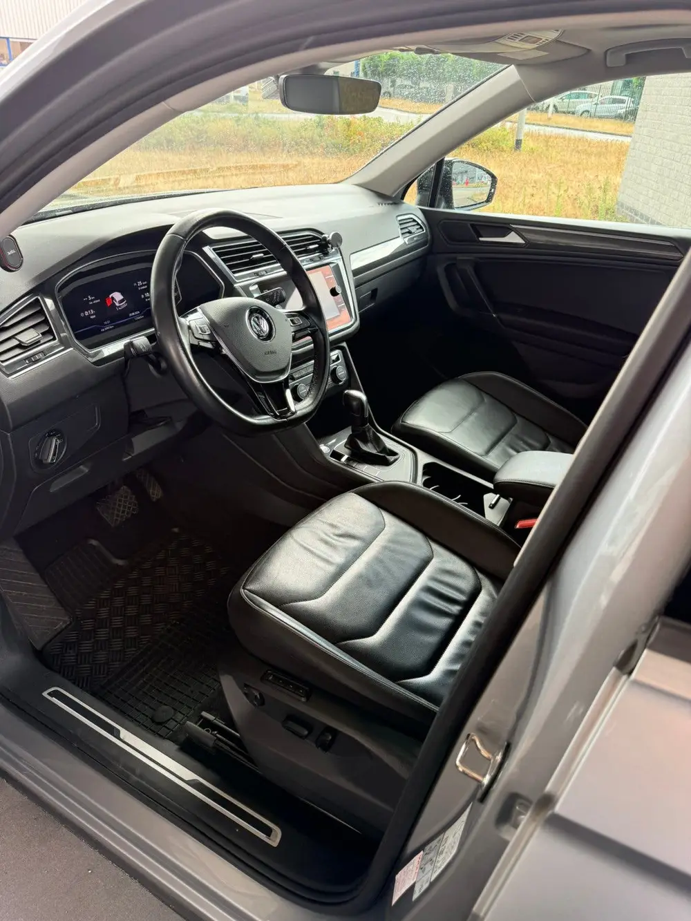 Volkswagen Tiguan Allspace Tiguan 1.5 TSI 150pk 2020 Grijs uit 2020, foto 6